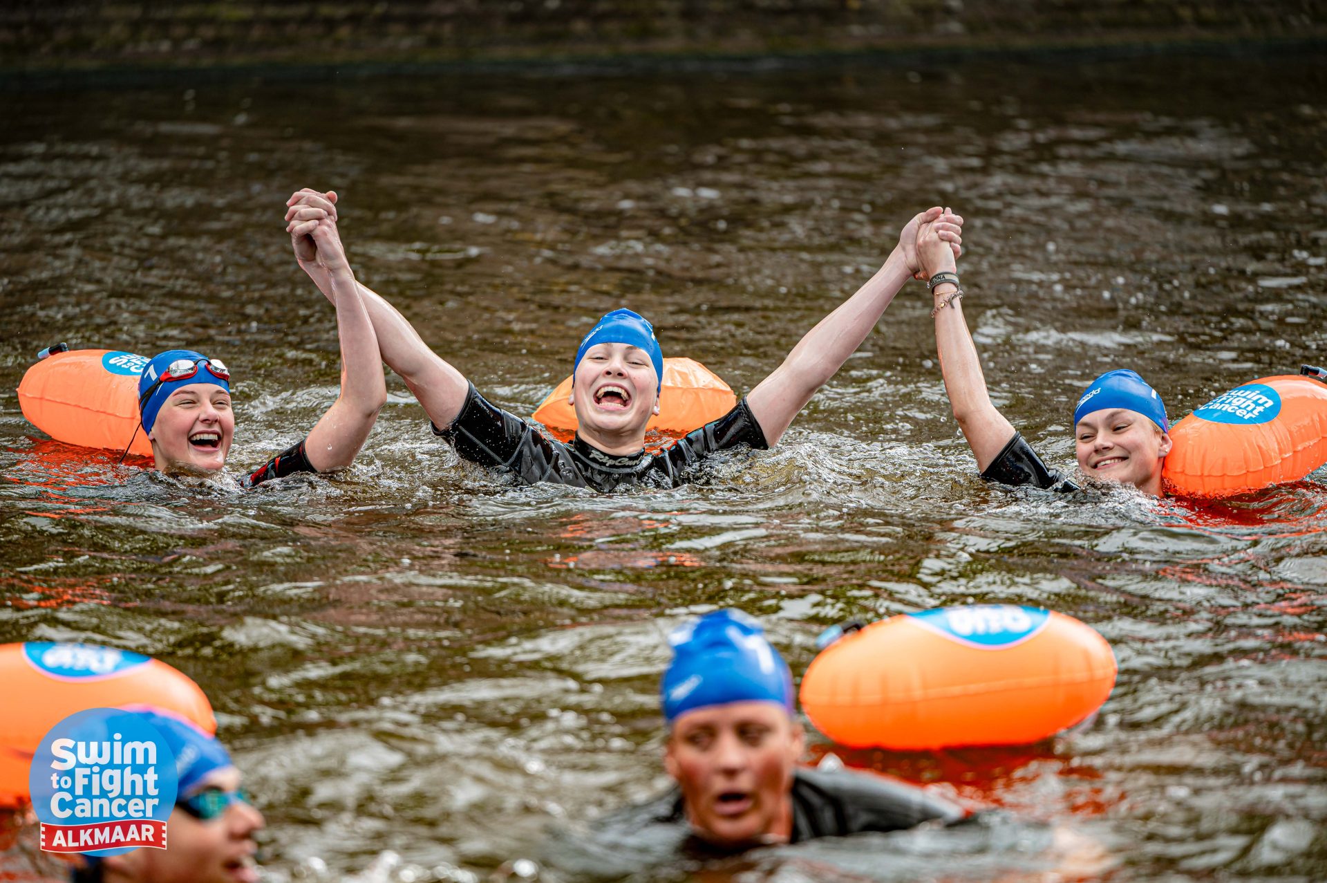 Swim to fight cancer